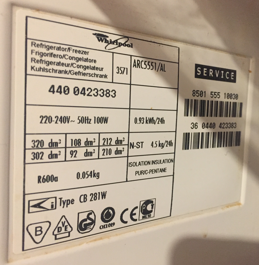 Primer nalepke Whirlpool za hladilnik